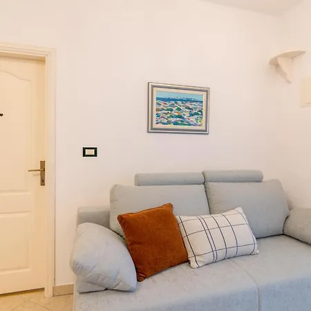 Apartment Secret Garden Porec